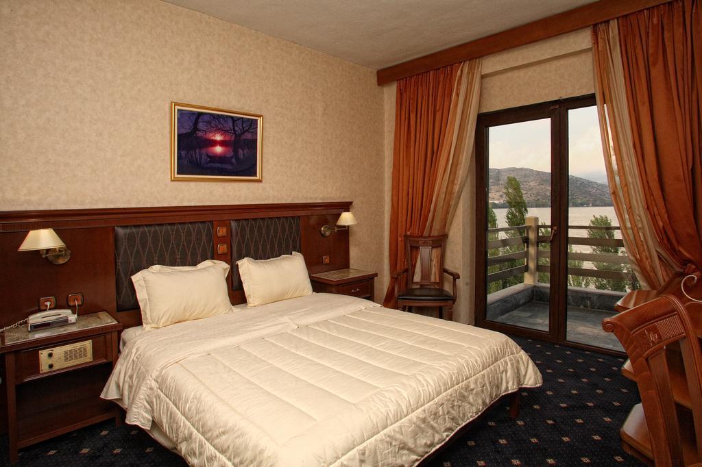 Hotel Tsamis Kastoria Zimmer foto