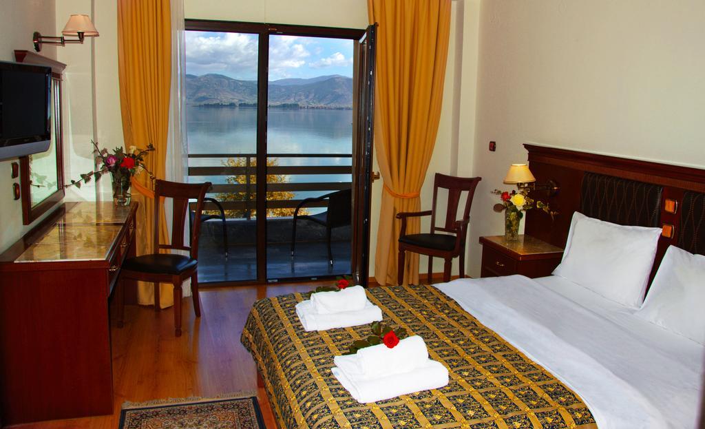 Hotel Tsamis Kastoria Zimmer foto
